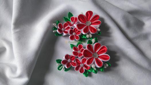 <div style=margin-left:10px><h1>Украшения для волос ручной работы</h1><p><a href="/catalog/aksessuary/">Аксесуари</a> » <a href="/catalog/aksessuary/zakolki--zajimy/">Шпильки, затискачі</a></p><i class="fa fa-map-marker"></i> Сумская область, Сумы<br /><br /><div class="socdata"><script src="//yastatic.net/es5-shims/0.0.2/es5-shims.min.js"></script>
                                            <script src="//yastatic.net/share2/share.js"></script>
                                            <div class="ya-share2" data-services="facebook,gplus,twitter,lj,viber,whatsapp,skype" data-counter=""></div></div>