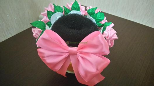 <div style=margin-left:10px><h1>Украшения для волос. Техника канзаши. Ручная работа</h1><p><a href="/catalog/aksessuary/">Аксесуари</a> » <a href="/catalog/aksessuary/banty/">Банти</a></p><i class="fa fa-map-marker"></i> Сумская область, Сумы<br /><br /><div class="socdata"><script src="//yastatic.net/es5-shims/0.0.2/es5-shims.min.js"></script>
                                            <script src="//yastatic.net/share2/share.js"></script>
                                            <div class="ya-share2" data-services="facebook,gplus,twitter,lj,viber,whatsapp,skype" data-counter=""></div></div>