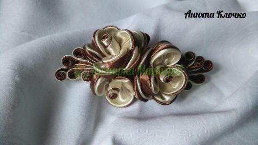 <div style=margin-left:10px><h1>Украшения для волос. Техника канзаши. Ручная работа</h1><p><a href="/catalog/aksessuary/">Аксесуари</a> » <a href="/catalog/aksessuary/zakolki--zajimy/">Шпильки, затискачі</a></p><i class="fa fa-map-marker"></i> Сумская область, Сумы<br /><br /><div class="socdata"><script src="//yastatic.net/es5-shims/0.0.2/es5-shims.min.js"></script>
                                            <script src="//yastatic.net/share2/share.js"></script>
                                            <div class="ya-share2" data-services="facebook,gplus,twitter,lj,viber,whatsapp,skype" data-counter=""></div></div>