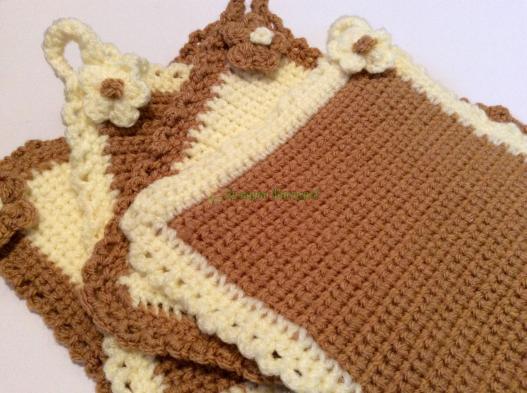 <div style=margin-left:10px><h1>Прихваты</h1><p><a href="/catalog/miniatyury/">Мініатюри</a> » <a href="/catalog/miniatyury/raznoe/">Рiзне</a></p><i class="fa fa-map-marker"></i> Черкасская область, Черкассы<br /><br /><div class="socdata"><script src="//yastatic.net/es5-shims/0.0.2/es5-shims.min.js"></script>
                                            <script src="//yastatic.net/share2/share.js"></script>
                                            <div class="ya-share2" data-services="facebook,gplus,twitter,lj,viber,whatsapp,skype" data-counter=""></div></div>