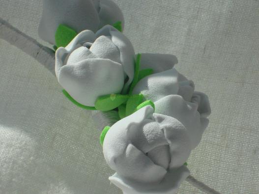 <div style=margin-left:10px><h1>Ободок с кошачьими ушками</h1><p><a href="/catalog/aksessuary/">Аксесуари</a> » <a href="/catalog/aksessuary/obruchi/">Обручі</a></p><i class="fa fa-map-marker"></i> Донецкая область, Краматорск<br /><br /><div class="socdata"><script src="//yastatic.net/es5-shims/0.0.2/es5-shims.min.js"></script>
                                            <script src="//yastatic.net/share2/share.js"></script>
                                            <div class="ya-share2" data-services="facebook,gplus,twitter,lj,viber,whatsapp,skype" data-counter=""></div></div>