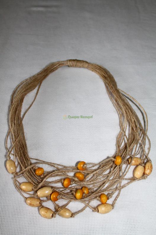 <div style=margin-left:10px><h1>Намисто</h1><p><a href="/catalog/bijuteriya/">Біжутерія</a> » <a href="/catalog/bijuteriya/kole--ojerele/">Кольє, намисто</a></p><i class="fa fa-map-marker"></i> Николаевская область, Снигиревка<br /><br /><div class="socdata"><script src="//yastatic.net/es5-shims/0.0.2/es5-shims.min.js"></script>
                                            <script src="//yastatic.net/share2/share.js"></script>
                                            <div class="ya-share2" data-services="facebook,gplus,twitter,lj,viber,whatsapp,skype" data-counter=""></div></div>