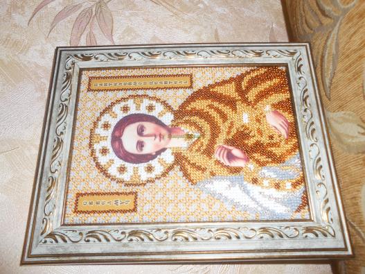 <div style=margin-left:10px><h1>Икона вышитая ческим бисером, Целитель Пантелеймон!</h1><p><a href="/catalog/kartiny/">Картини</a> » <a href="/catalog/kartiny/vyshitye/">Вишиті</a></p><i class="fa fa-map-marker"></i> Полтавская область, Полтава<br /><br /><div class="socdata"><script src="//yastatic.net/es5-shims/0.0.2/es5-shims.min.js"></script>
                                            <script src="//yastatic.net/share2/share.js"></script>
                                            <div class="ya-share2" data-services="facebook,gplus,twitter,lj,viber,whatsapp,skype" data-counter=""></div></div>