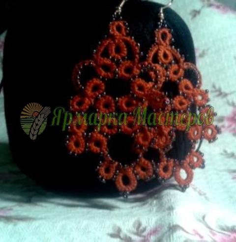 <div style=margin-left:10px><h1>Серьги ручной работы в технике фриволите </h1><p><a href="/catalog/bijuteriya/">Біжутерія</a> » <a href="/catalog/bijuteriya/sergi/">Сережки</a></p><i class="fa fa-map-marker"></i> Киевская область, Бровары<br /><br /><div class="socdata"><script src="//yastatic.net/es5-shims/0.0.2/es5-shims.min.js"></script>
                                            <script src="//yastatic.net/share2/share.js"></script>
                                            <div class="ya-share2" data-services="facebook,gplus,twitter,lj,viber,whatsapp,skype" data-counter=""></div></div>