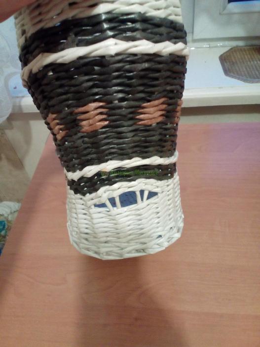 <div style=margin-left:10px><h1>Сумка-корзинка</h1><p><a href="/catalog/ukrasheniya/">Прикраси</a> » <a href="/catalog/ukrasheniya/aksessuary/">Аксесуари</a></p><i class="fa fa-map-marker"></i> Одесская область, Одесса<br /><br /><div class="socdata"><script src="//yastatic.net/es5-shims/0.0.2/es5-shims.min.js"></script>
                                            <script src="//yastatic.net/share2/share.js"></script>
                                            <div class="ya-share2" data-services="facebook,gplus,twitter,lj,viber,whatsapp,skype" data-counter=""></div></div>