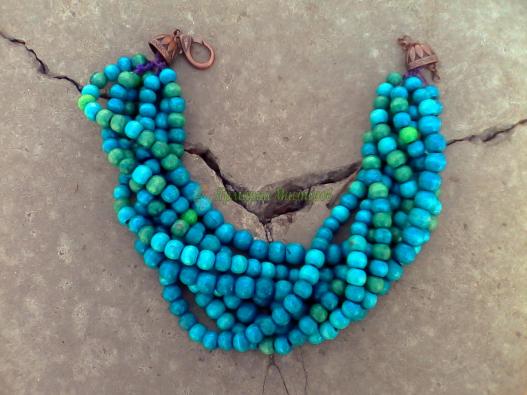 <div style=margin-left:10px><h1>Намисто ′Десерт′</h1><p><a href="/catalog/ukrasheniya/">Прикраси</a> » <a href="/catalog/ukrasheniya/aksessuary/">Аксесуари</a></p><i class="fa fa-map-marker"></i> Львовская область, Львов<br /><br /><div class="socdata"><script src="//yastatic.net/es5-shims/0.0.2/es5-shims.min.js"></script>
                                            <script src="//yastatic.net/share2/share.js"></script>
                                            <div class="ya-share2" data-services="facebook,gplus,twitter,lj,viber,whatsapp,skype" data-counter=""></div></div>