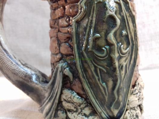 <div style=margin-left:10px><h1>Чашка в стиле Skyrim</h1><p><a href="/catalog/podarki--suveniry/">Подарунки, сувеніри</a> » <a href="/catalog/podarki--suveniry/podarki/">Подарунки</a></p><i class="fa fa-map-marker"></i> Полтавская область, Полтава<br /><br /><div class="socdata"><script src="//yastatic.net/es5-shims/0.0.2/es5-shims.min.js"></script>
                                            <script src="//yastatic.net/share2/share.js"></script>
                                            <div class="ya-share2" data-services="facebook,gplus,twitter,lj,viber,whatsapp,skype" data-counter=""></div></div>