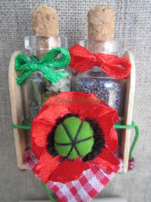 <div style=margin-left:10px><h1>Магнитик на холодильник/подвеска</h1><p><a href="/catalog/podarki--suveniry/">Подарунки, сувеніри</a> » <a href="/catalog/podarki--suveniry/suveniry/">Сувеніри</a></p><i class="fa fa-map-marker"></i> Полтавская область, Полтава<br /><br /><div class="socdata"><script src="//yastatic.net/es5-shims/0.0.2/es5-shims.min.js"></script>
                                            <script src="//yastatic.net/share2/share.js"></script>
                                            <div class="ya-share2" data-services="facebook,gplus,twitter,lj,viber,whatsapp,skype" data-counter=""></div></div>