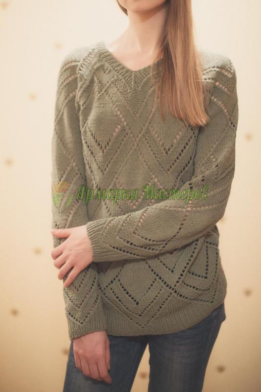 <div style=margin-left:10px><h1>Вязаний пуловер з ажурними ромбами</h1><p><a href="/catalog/shite/">Шиття</a> » <a href="/catalog/shite/shite--odejda/">Шиття, одяг</a></p><i class="fa fa-map-marker"></i> Киевская область, Киев<br /><br /><div class="socdata"><script src="//yastatic.net/es5-shims/0.0.2/es5-shims.min.js"></script>
                                            <script src="//yastatic.net/share2/share.js"></script>
                                            <div class="ya-share2" data-services="facebook,gplus,twitter,lj,viber,whatsapp,skype" data-counter=""></div></div>