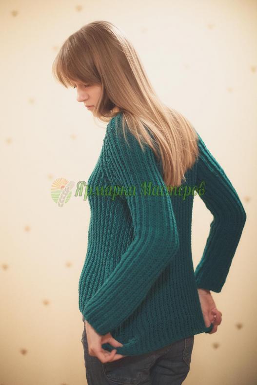 <div style=margin-left:10px><h1>Вязаний пуловер з V-подібним вирізом</h1><p><a href="/catalog/shite/">Шиття</a> » <a href="/catalog/shite/shite--odejda/">Шиття, одяг</a></p><i class="fa fa-map-marker"></i> Киевская область, Киев<br /><br /><div class="socdata"><script src="//yastatic.net/es5-shims/0.0.2/es5-shims.min.js"></script>
                                            <script src="//yastatic.net/share2/share.js"></script>
                                            <div class="ya-share2" data-services="facebook,gplus,twitter,lj,viber,whatsapp,skype" data-counter=""></div></div>