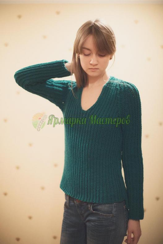 <div style=margin-left:10px><h1>Вязаний пуловер з V-подібним вирізом</h1><p><a href="/catalog/shite/">Шиття</a> » <a href="/catalog/shite/shite--odejda/">Шиття, одяг</a></p><i class="fa fa-map-marker"></i> Киевская область, Киев<br /><br /><div class="socdata"><script src="//yastatic.net/es5-shims/0.0.2/es5-shims.min.js"></script>
                                            <script src="//yastatic.net/share2/share.js"></script>
                                            <div class="ya-share2" data-services="facebook,gplus,twitter,lj,viber,whatsapp,skype" data-counter=""></div></div>