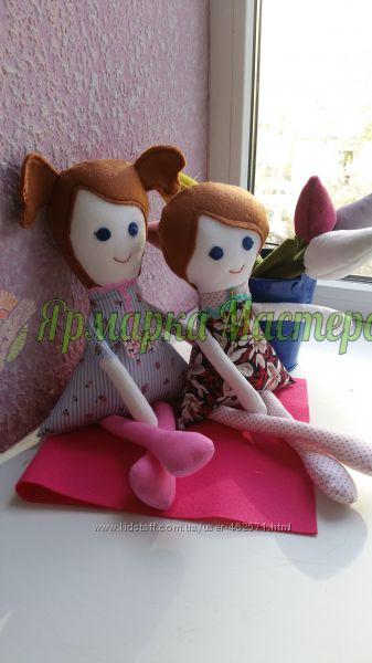 <div style=margin-left:10px><h1>Кукла ручной работы</h1><p><a href="/catalog/ukrasheniya/">Прикраси</a> » <a href="/catalog/ukrasheniya/igrushki/">Iграшки</a></p><i class="fa fa-map-marker"></i> Киевская область, Киев<br /><br /><div class="socdata"><script src="//yastatic.net/es5-shims/0.0.2/es5-shims.min.js"></script>
                                            <script src="//yastatic.net/share2/share.js"></script>
                                            <div class="ya-share2" data-services="facebook,gplus,twitter,lj,viber,whatsapp,skype" data-counter=""></div></div>