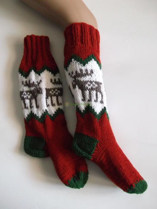 <div style=margin-left:10px><h1>Вязаные носки гольфы с оленями</h1><p><a href="/catalog/rukodelie/">Рукоділля</a> » <a href="/catalog/rukodelie/rukodelie--obschee/">Рукоділля, загальне</a></p><i class="fa fa-map-marker"></i> Киевская область, Киев<br /><br /><div class="socdata"><script src="//yastatic.net/es5-shims/0.0.2/es5-shims.min.js"></script>
                                            <script src="//yastatic.net/share2/share.js"></script>
                                            <div class="ya-share2" data-services="facebook,gplus,twitter,lj,viber,whatsapp,skype" data-counter=""></div></div>