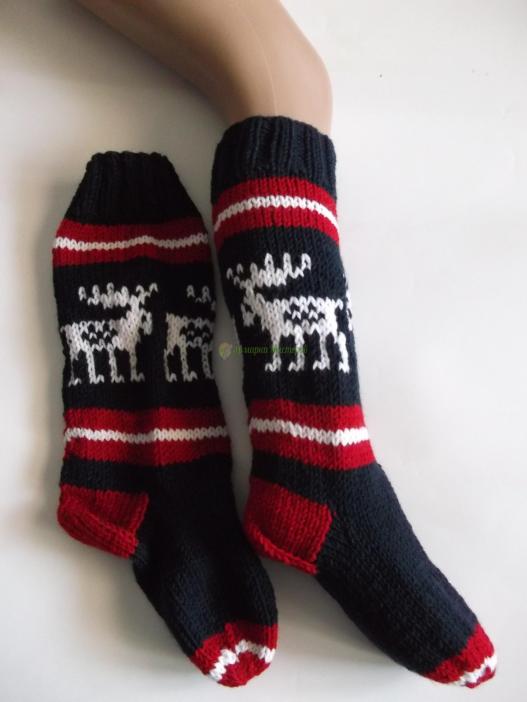 <div style=margin-left:10px><h1>Вязаные носки гольфы с оленями</h1><p><a href="/catalog/rukodelie/">Рукоділля</a> » <a href="/catalog/rukodelie/rukodelie--obschee/">Рукоділля, загальне</a></p><i class="fa fa-map-marker"></i> Киевская область, Киев<br /><br /><div class="socdata"><script src="//yastatic.net/es5-shims/0.0.2/es5-shims.min.js"></script>
                                            <script src="//yastatic.net/share2/share.js"></script>
                                            <div class="ya-share2" data-services="facebook,gplus,twitter,lj,viber,whatsapp,skype" data-counter=""></div></div>