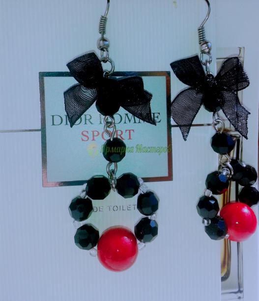 <div style=margin-left:10px><h1>Серьги ручной работы </h1><p><a href="/catalog/bijuteriya/">Біжутерія</a> » <a href="/catalog/bijuteriya/sergi/">Сережки</a></p><i class="fa fa-map-marker"></i> Киевская область, Бровары<br /><br /><div class="socdata"><script src="//yastatic.net/es5-shims/0.0.2/es5-shims.min.js"></script>
                                            <script src="//yastatic.net/share2/share.js"></script>
                                            <div class="ya-share2" data-services="facebook,gplus,twitter,lj,viber,whatsapp,skype" data-counter=""></div></div>