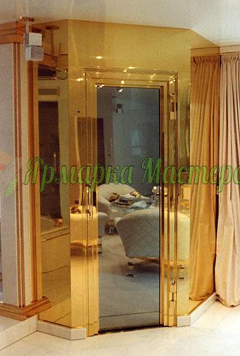 <div style=margin-left:10px><h1>Зеркала покрытые золотом. Золотое зеркало.</h1><p><a href="/catalog/dekor/">Декор</a> » <a href="/catalog/dekor/zerkala/">Дзеркала</a></p><i class="fa fa-map-marker"></i> Киевская область, Александровка<br /><br /><div class="socdata"><script src="//yastatic.net/es5-shims/0.0.2/es5-shims.min.js"></script>
                                            <script src="//yastatic.net/share2/share.js"></script>
                                            <div class="ya-share2" data-services="facebook,gplus,twitter,lj,viber,whatsapp,skype" data-counter=""></div></div>