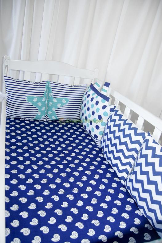 <div style=margin-left:10px><h1>Комплект в кроватку в морском стиле</h1><p><a href="/catalog/dekor/">Декор</a> » <a href="/catalog/dekor/tekstil/">Текстиль</a></p><i class="fa fa-map-marker"></i> Донецкая область, Краматорск<br /><br /><div class="socdata"><script src="//yastatic.net/es5-shims/0.0.2/es5-shims.min.js"></script>
                                            <script src="//yastatic.net/share2/share.js"></script>
                                            <div class="ya-share2" data-services="facebook,gplus,twitter,lj,viber,whatsapp,skype" data-counter=""></div></div>