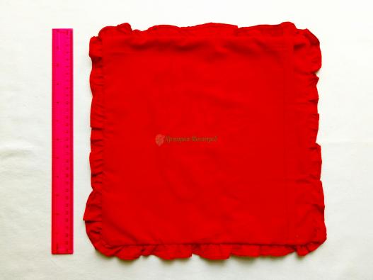 <div style=margin-left:10px><h1>Декоративная наволочка на подушку </h1><p><a href="/catalog/dekor/">Декор</a> » <a href="/catalog/dekor/tekstil/">Текстиль</a></p><i class="fa fa-map-marker"></i> Харьковская область, Харьков<br /><br /><div class="socdata"><script src="//yastatic.net/es5-shims/0.0.2/es5-shims.min.js"></script>
                                            <script src="//yastatic.net/share2/share.js"></script>
                                            <div class="ya-share2" data-services="facebook,gplus,twitter,lj,viber,whatsapp,skype" data-counter=""></div></div>