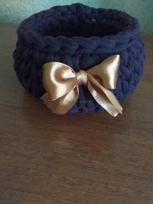 <div style=margin-left:10px><h1>Трикотажные корзинки ручная работа</h1><p><a href="/catalog/miniatyury/">Мініатюри</a> » <a href="/catalog/miniatyury/raznoe/">Рiзне</a></p><i class="fa fa-map-marker"></i> Харьковская область, Дергачи<br /><br /><div class="socdata"><script src="//yastatic.net/es5-shims/0.0.2/es5-shims.min.js"></script>
                                            <script src="//yastatic.net/share2/share.js"></script>
                                            <div class="ya-share2" data-services="facebook,gplus,twitter,lj,viber,whatsapp,skype" data-counter=""></div></div>