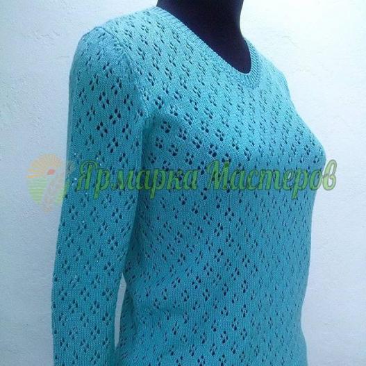 <div style=margin-left:10px><h1>Ажурный свитер</h1><p><a href="/catalog/shite/">Шиття</a> » <a href="/catalog/shite/shite--odejda/">Шиття, одяг</a></p><i class="fa fa-map-marker"></i> Харьковская область, Харьков<br /><br /><div class="socdata"><script src="//yastatic.net/es5-shims/0.0.2/es5-shims.min.js"></script>
                                            <script src="//yastatic.net/share2/share.js"></script>
                                            <div class="ya-share2" data-services="facebook,gplus,twitter,lj,viber,whatsapp,skype" data-counter=""></div></div>