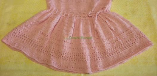 <div style=margin-left:10px><h1>Вязаные платья для девочек</h1><p><a href="/catalog/rukodelie/">Рукоділля</a> » <a href="/catalog/rukodelie/rukodelie--obschee/">Рукоділля, загальне</a></p><i class="fa fa-map-marker"></i> Киевская область, Киев<br /><br /><div class="socdata"><script src="//yastatic.net/es5-shims/0.0.2/es5-shims.min.js"></script>
                                            <script src="//yastatic.net/share2/share.js"></script>
                                            <div class="ya-share2" data-services="facebook,gplus,twitter,lj,viber,whatsapp,skype" data-counter=""></div></div>