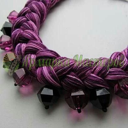 <div style=margin-left:10px><h1>Стильное колье-коса!</h1><p><a href="/catalog/ukrasheniya/">Прикраси</a> » <a href="/catalog/ukrasheniya/aksessuary/">Аксесуари</a></p><i class="fa fa-map-marker"></i> Николаевская область, Николаев<br /><br /><div class="socdata"><script src="//yastatic.net/es5-shims/0.0.2/es5-shims.min.js"></script>
                                            <script src="//yastatic.net/share2/share.js"></script>
                                            <div class="ya-share2" data-services="facebook,gplus,twitter,lj,viber,whatsapp,skype" data-counter=""></div></div>