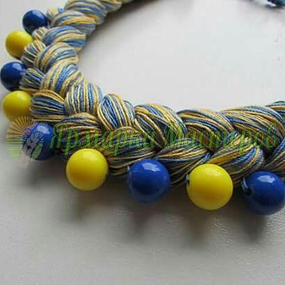 <div style=margin-left:10px><h1>Стильное колье-коса!</h1><p><a href="/catalog/ukrasheniya/">Прикраси</a> » <a href="/catalog/ukrasheniya/aksessuary/">Аксесуари</a></p><i class="fa fa-map-marker"></i> Николаевская область, Николаев<br /><br /><div class="socdata"><script src="//yastatic.net/es5-shims/0.0.2/es5-shims.min.js"></script>
                                            <script src="//yastatic.net/share2/share.js"></script>
                                            <div class="ya-share2" data-services="facebook,gplus,twitter,lj,viber,whatsapp,skype" data-counter=""></div></div>