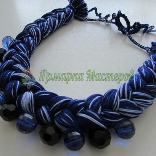 <div style=margin-left:10px><h1>Стильное колье-коса!</h1><p><a href="/catalog/ukrasheniya/">Прикраси</a> » <a href="/catalog/ukrasheniya/aksessuary/">Аксесуари</a></p><i class="fa fa-map-marker"></i> Николаевская область, Николаев<br /><br /><div class="socdata"><script src="//yastatic.net/es5-shims/0.0.2/es5-shims.min.js"></script>
                                            <script src="//yastatic.net/share2/share.js"></script>
                                            <div class="ya-share2" data-services="facebook,gplus,twitter,lj,viber,whatsapp,skype" data-counter=""></div></div>