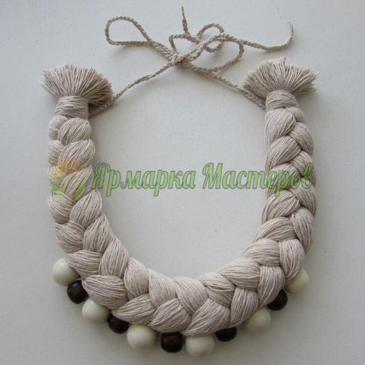 <div style=margin-left:10px><h1>Стильное колье-коса!</h1><p><a href="/catalog/ukrasheniya/">Прикраси</a> » <a href="/catalog/ukrasheniya/aksessuary/">Аксесуари</a></p><i class="fa fa-map-marker"></i> Николаевская область, Николаев<br /><br /><div class="socdata"><script src="//yastatic.net/es5-shims/0.0.2/es5-shims.min.js"></script>
                                            <script src="//yastatic.net/share2/share.js"></script>
                                            <div class="ya-share2" data-services="facebook,gplus,twitter,lj,viber,whatsapp,skype" data-counter=""></div></div>