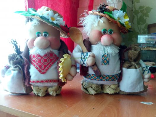 <div style=margin-left:10px><h1>Домовой</h1><p><a href="/catalog/igrushki/">Iграшки</a> » <a href="/catalog/igrushki/kukly/">Кукли</a></p><i class="fa fa-map-marker"></i> Полтавская область, Полтава<br /><br /><div class="socdata"><script src="//yastatic.net/es5-shims/0.0.2/es5-shims.min.js"></script>
                                            <script src="//yastatic.net/share2/share.js"></script>
                                            <div class="ya-share2" data-services="facebook,gplus,twitter,lj,viber,whatsapp,skype" data-counter=""></div></div>