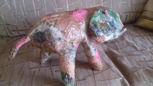 <div style=margin-left:10px><h1>Слоники</h1><p><a href="/catalog/ukrasheniya/">Прикраси</a> » <a href="/catalog/ukrasheniya/igrushki/">Iграшки</a></p><i class="fa fa-map-marker"></i> Одесская область, Белгород-Днестровский<br /><br /><script src="//yastatic.net/es5-shims/0.0.2/es5-shims.min.js"></script>
                                            <script src="//yastatic.net/share2/share.js"></script>
                                            <div class="ya-share2" data-services="facebook,gplus,twitter,lj,viber,whatsapp,skype" data-counter=""></div><br /><div class="socdata"></div></div>