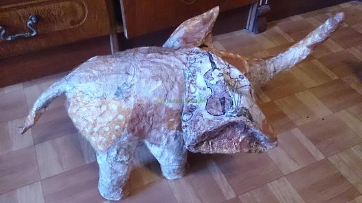 <div style=margin-left:10px><h1>Слоники</h1><p><a href="/catalog/ukrasheniya/">Прикраси</a> » <a href="/catalog/ukrasheniya/igrushki/">Iграшки</a></p><i class="fa fa-map-marker"></i> Одесская область, Белгород-Днестровский<br /><br /><div class="socdata"><script src="//yastatic.net/es5-shims/0.0.2/es5-shims.min.js"></script>
                                            <script src="//yastatic.net/share2/share.js"></script>
                                            <div class="ya-share2" data-services="facebook,gplus,twitter,lj,viber,whatsapp,skype" data-counter=""></div></div>