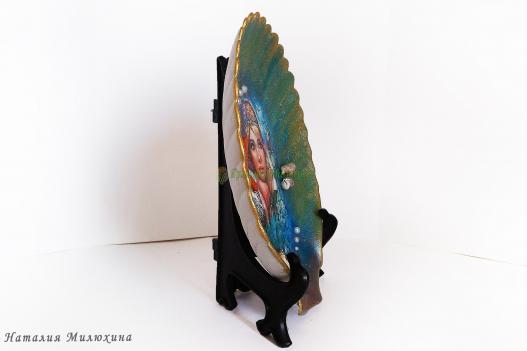 <div style=margin-left:10px><h1>Декор для дома в морском стиле. Декоративная тарелка </h1><p><a href="/catalog/dekor/">Декор</a> » <a href="/catalog/dekor/posuda/">Посуд</a></p><i class="fa fa-map-marker"></i> Донецкая область, Мариуполь<br /><br /><div class="socdata"><script src="//yastatic.net/es5-shims/0.0.2/es5-shims.min.js"></script>
                                            <script src="//yastatic.net/share2/share.js"></script>
                                            <div class="ya-share2" data-services="facebook,gplus,twitter,lj,viber,whatsapp,skype" data-counter=""></div></div>