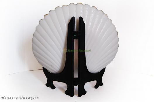 <div style=margin-left:10px><h1>Декор для дома в морском стиле. Декоративная тарелка </h1><p><a href="/catalog/dekor/">Декор</a> » <a href="/catalog/dekor/posuda/">Посуд</a></p><i class="fa fa-map-marker"></i> Донецкая область, Мариуполь<br /><br /><div class="socdata"><script src="//yastatic.net/es5-shims/0.0.2/es5-shims.min.js"></script>
                                            <script src="//yastatic.net/share2/share.js"></script>
                                            <div class="ya-share2" data-services="facebook,gplus,twitter,lj,viber,whatsapp,skype" data-counter=""></div></div>