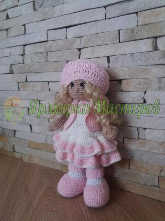 <div style=margin-left:10px><h1>Вязаная кукла</h1><p><a href="/catalog/igrushki/">Iграшки</a> » <a href="/catalog/igrushki/kukly/">Кукли</a></p><i class="fa fa-map-marker"></i> Винницкая область, Винница<br /><br /><div class="socdata"><script src="//yastatic.net/es5-shims/0.0.2/es5-shims.min.js"></script>
                                            <script src="//yastatic.net/share2/share.js"></script>
                                            <div class="ya-share2" data-services="facebook,gplus,twitter,lj,viber,whatsapp,skype" data-counter=""></div></div>