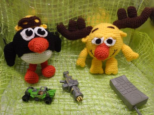 <div style=margin-left:10px><h1>Вязаные Смешарики</h1><p><a href="/catalog/podarki--suveniry/">Подарунки, сувеніри</a> » <a href="/catalog/podarki--suveniry/igrushki/">Iграшки</a></p><i class="fa fa-map-marker"></i> Хмельницкая область, Хмельницкий<br /><br /><div class="socdata"><script src="//yastatic.net/es5-shims/0.0.2/es5-shims.min.js"></script>
                                            <script src="//yastatic.net/share2/share.js"></script>
                                            <div class="ya-share2" data-services="facebook,gplus,twitter,lj,viber,whatsapp,skype" data-counter=""></div></div>