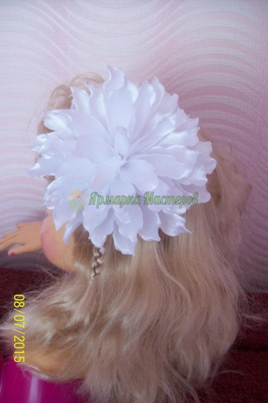 <div style=margin-left:10px><h1>Аксессуары для волос в школу,офис.</h1><p><a href="/catalog/aksessuary/">Аксесуари</a> » <a href="/catalog/aksessuary/zakolki--zajimy/">Шпильки, затискачі</a></p><i class="fa fa-map-marker"></i> Полтавская область, Полтава<br /><br /><div class="socdata"><script src="//yastatic.net/es5-shims/0.0.2/es5-shims.min.js"></script>
                                            <script src="//yastatic.net/share2/share.js"></script>
                                            <div class="ya-share2" data-services="facebook,gplus,twitter,lj,viber,whatsapp,skype" data-counter=""></div></div>