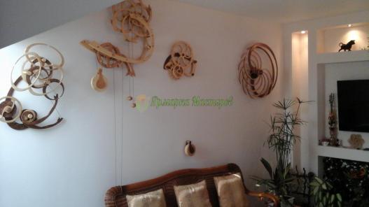 <div style=margin-left:10px><h1>Кинетические скульптуры</h1><p><a href="/catalog/kartiny/">Картини</a> » <a href="/catalog/kartiny/panno/">Панно</a></p><i class="fa fa-map-marker"></i> Ивано-Франковская область, Ивано-Франковск<br /><br /><div class="socdata"><script src="//yastatic.net/es5-shims/0.0.2/es5-shims.min.js"></script>
                                            <script src="//yastatic.net/share2/share.js"></script>
                                            <div class="ya-share2" data-services="facebook,gplus,twitter,lj,viber,whatsapp,skype" data-counter=""></div></div>