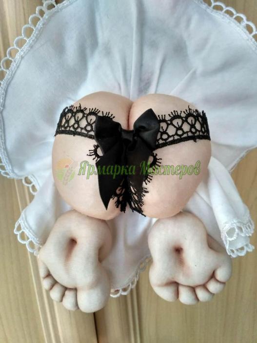 <div style=margin-left:10px><h1>Медсестра - попик</h1><p><a href="/catalog/podarki--suveniry/">Подарунки, сувеніри</a> » <a href="/catalog/podarki--suveniry/podarki/">Подарунки</a></p><i class="fa fa-map-marker"></i> Черкасская область, Черкассы<br /><br /><div class="socdata"><script src="//yastatic.net/es5-shims/0.0.2/es5-shims.min.js"></script>
                                            <script src="//yastatic.net/share2/share.js"></script>
                                            <div class="ya-share2" data-services="facebook,gplus,twitter,lj,viber,whatsapp,skype" data-counter=""></div></div>