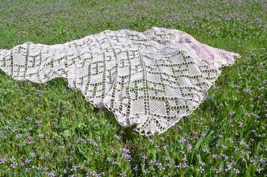 <div style=margin-left:10px><h1>Вязаная летняя шаль из хлопка с шелком "В ожидании чуда"</h1><p><a href="/catalog/rukodelie/">Рукоділля</a> » <a href="/catalog/rukodelie/rukodelie--obschee/">Рукоділля, загальне</a></p><i class="fa fa-map-marker"></i> Николаевская область, Южноукраинск<br /><br /><div class="socdata"><script src="//yastatic.net/es5-shims/0.0.2/es5-shims.min.js"></script>
                                            <script src="//yastatic.net/share2/share.js"></script>
                                            <div class="ya-share2" data-services="facebook,gplus,twitter,lj,viber,whatsapp,skype" data-counter=""></div></div>