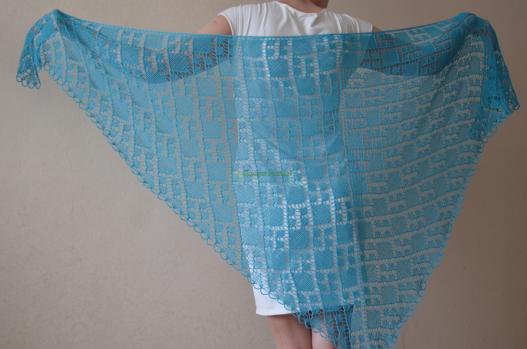 <div style=margin-left:10px><h1>Летняя вязаная  шаль из хлопка "Бирюза"</h1><p><a href="/catalog/rukodelie/">Рукоділля</a> » <a href="/catalog/rukodelie/rukodelie--obschee/">Рукоділля, загальне</a></p><i class="fa fa-map-marker"></i> Николаевская область, Южноукраинск<br /><br /><div class="socdata"><script src="//yastatic.net/es5-shims/0.0.2/es5-shims.min.js"></script>
                                            <script src="//yastatic.net/share2/share.js"></script>
                                            <div class="ya-share2" data-services="facebook,gplus,twitter,lj,viber,whatsapp,skype" data-counter=""></div></div>