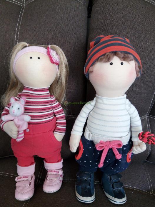 <div style=margin-left:10px><h1>Текстильная кукла</h1><p><a href="/catalog/ukrasheniya/">Прикраси</a> » <a href="/catalog/ukrasheniya/igrushki/">Iграшки</a></p><i class="fa fa-map-marker"></i> Хмельницкая область, Хмельницкий<br /><br /><div class="socdata"><script src="//yastatic.net/es5-shims/0.0.2/es5-shims.min.js"></script>
                                            <script src="//yastatic.net/share2/share.js"></script>
                                            <div class="ya-share2" data-services="facebook,gplus,twitter,lj,viber,whatsapp,skype" data-counter=""></div></div>