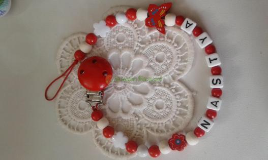 <div style=margin-left:10px><h1>Іменні тримачі для пустушок (сосок) та гризунців</h1><p><a href="/catalog/ukrasheniya/">Прикраси</a> » <a href="/catalog/ukrasheniya/aksessuary/">Аксесуари</a></p><i class="fa fa-map-marker"></i> Ивано-Франковская область, Ивано-Франковск<br /><br /><div class="socdata"><script src="//yastatic.net/es5-shims/0.0.2/es5-shims.min.js"></script>
                                            <script src="//yastatic.net/share2/share.js"></script>
                                            <div class="ya-share2" data-services="facebook,gplus,twitter,lj,viber,whatsapp,skype" data-counter=""></div></div>