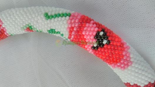 <div style=margin-left:10px><h1>Жгут "Маки"</h1><p><a href="/catalog/bijuteriya/">Біжутерія</a> » <a href="/catalog/bijuteriya/kole--ojerele/">Кольє, намисто</a></p><i class="fa fa-map-marker"></i> Киевская область, Киев<br /><br /><div class="socdata"><script src="//yastatic.net/es5-shims/0.0.2/es5-shims.min.js"></script>
                                            <script src="//yastatic.net/share2/share.js"></script>
                                            <div class="ya-share2" data-services="facebook,gplus,twitter,lj,viber,whatsapp,skype" data-counter=""></div></div>