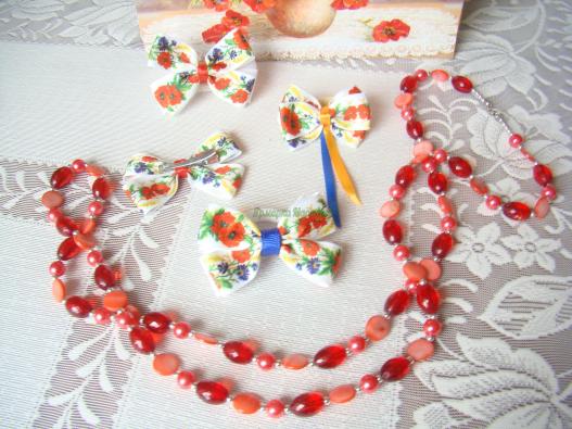 <div style=margin-left:10px><h1>Банты репсовые в украинском стиле</h1><p><a href="/catalog/aksessuary/">Аксесуари</a> » <a href="/catalog/aksessuary/banty/">Банти</a></p><i class="fa fa-map-marker"></i> Киевская область, Киев<br /><br /><div class="socdata"><script src="//yastatic.net/es5-shims/0.0.2/es5-shims.min.js"></script>
                                            <script src="//yastatic.net/share2/share.js"></script>
                                            <div class="ya-share2" data-services="facebook,gplus,twitter,lj,viber,whatsapp,skype" data-counter=""></div></div>