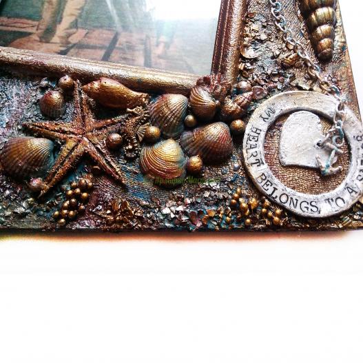 <div style=margin-left:10px><h1>Морская фоторамка "Я люблю моряка"  Ручная работа Сувениры в морском стиле</h1><p><a href="/catalog/podarki--suveniry/">Подарунки, сувеніри</a> » <a href="/catalog/podarki--suveniry/podarki/">Подарунки</a></p><i class="fa fa-map-marker"></i> Донецкая область, Мариуполь<br /><br /><div class="socdata"><script src="//yastatic.net/es5-shims/0.0.2/es5-shims.min.js"></script>
                                            <script src="//yastatic.net/share2/share.js"></script>
                                            <div class="ya-share2" data-services="facebook,gplus,twitter,lj,viber,whatsapp,skype" data-counter=""></div></div>