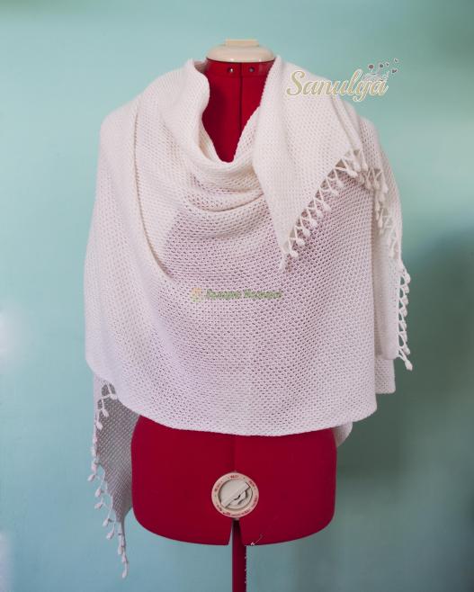 <div style=margin-left:10px><h1>кашемировый палантин</h1><p><a href="/catalog/ukrasheniya/">Прикраси</a> » <a href="/catalog/ukrasheniya/aksessuary/">Аксесуари</a></p><i class="fa fa-map-marker"></i> Луганская область, Северодонецк<br /><br /><div class="socdata"><script src="//yastatic.net/es5-shims/0.0.2/es5-shims.min.js"></script>
                                            <script src="//yastatic.net/share2/share.js"></script>
                                            <div class="ya-share2" data-services="facebook,gplus,twitter,lj,viber,whatsapp,skype" data-counter=""></div></div>