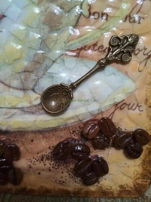 <div style=margin-left:10px><h1>Панно кофе </h1><p><a href="/catalog/kartiny/">Картини</a> » <a href="/catalog/kartiny/panno/">Панно</a></p><i class="fa fa-map-marker"></i> Днепропетровская область, Днепропетровск<br /><br /><div class="socdata"><script src="//yastatic.net/es5-shims/0.0.2/es5-shims.min.js"></script>
                                            <script src="//yastatic.net/share2/share.js"></script>
                                            <div class="ya-share2" data-services="facebook,gplus,twitter,lj,viber,whatsapp,skype" data-counter=""></div></div>