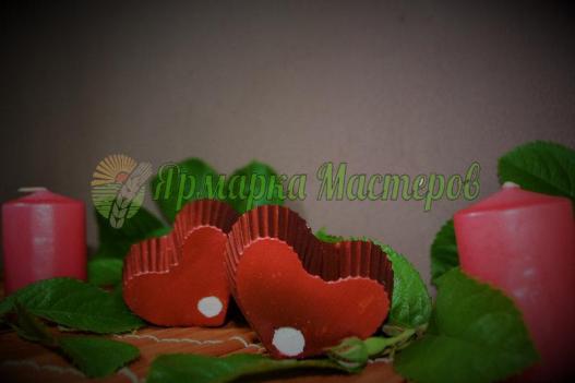 <div style=margin-left:10px><h1>Набор аромакамней "Страсть"</h1><p><a href="/catalog/dekor/">Декор</a> » <a href="/catalog/dekor/drugoe/">Iнше</a></p><i class="fa fa-map-marker"></i> Киевская область, Киев<br /><br /><div class="socdata"><script src="//yastatic.net/es5-shims/0.0.2/es5-shims.min.js"></script>
                                            <script src="//yastatic.net/share2/share.js"></script>
                                            <div class="ya-share2" data-services="facebook,gplus,twitter,lj,viber,whatsapp,skype" data-counter=""></div></div>