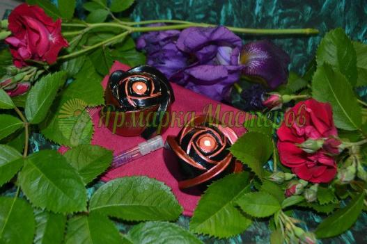 <div style=margin-left:10px><h1>Набор аромакамней "Любовный тандем"</h1><p><a href="/catalog/dekor/">Декор</a> » <a href="/catalog/dekor/drugoe/">Iнше</a></p><i class="fa fa-map-marker"></i> Киевская область, Киев<br /><br /><div class="socdata"><script src="//yastatic.net/es5-shims/0.0.2/es5-shims.min.js"></script>
                                            <script src="//yastatic.net/share2/share.js"></script>
                                            <div class="ya-share2" data-services="facebook,gplus,twitter,lj,viber,whatsapp,skype" data-counter=""></div></div>